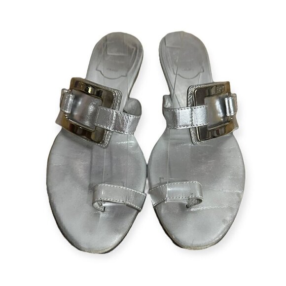 Roger Vivier Silver Toe Ring Thong Flat Sandals, Size 38EU - Picture 3 of 13